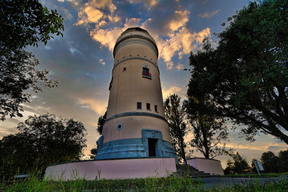 Start exploring today and let the adventure begin! Welcome to ShowUp – where Switzerland shines bright for all to see. The Ultimate Guide to Photography in Switzerland