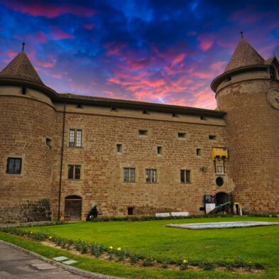 Discover Switzerland through Captivating Photos!