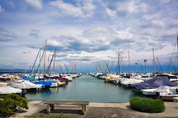 Discover Switzerland through Captivating Photos!